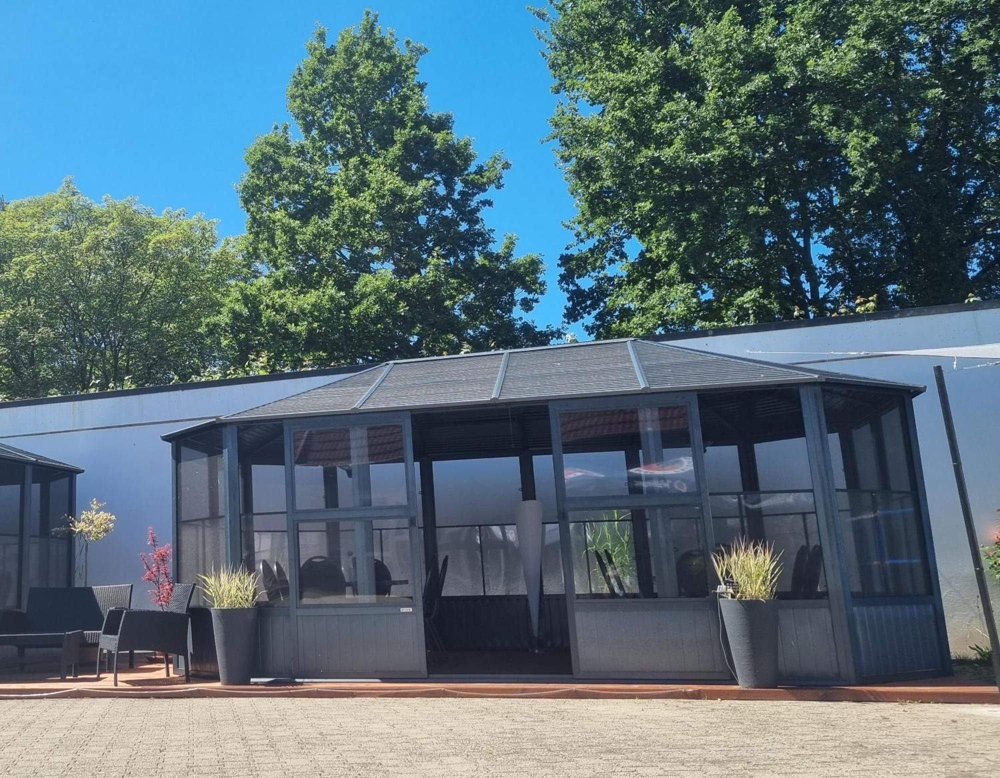 Bennetts Restaurant Und Hotel Wittingen Kültér fotó